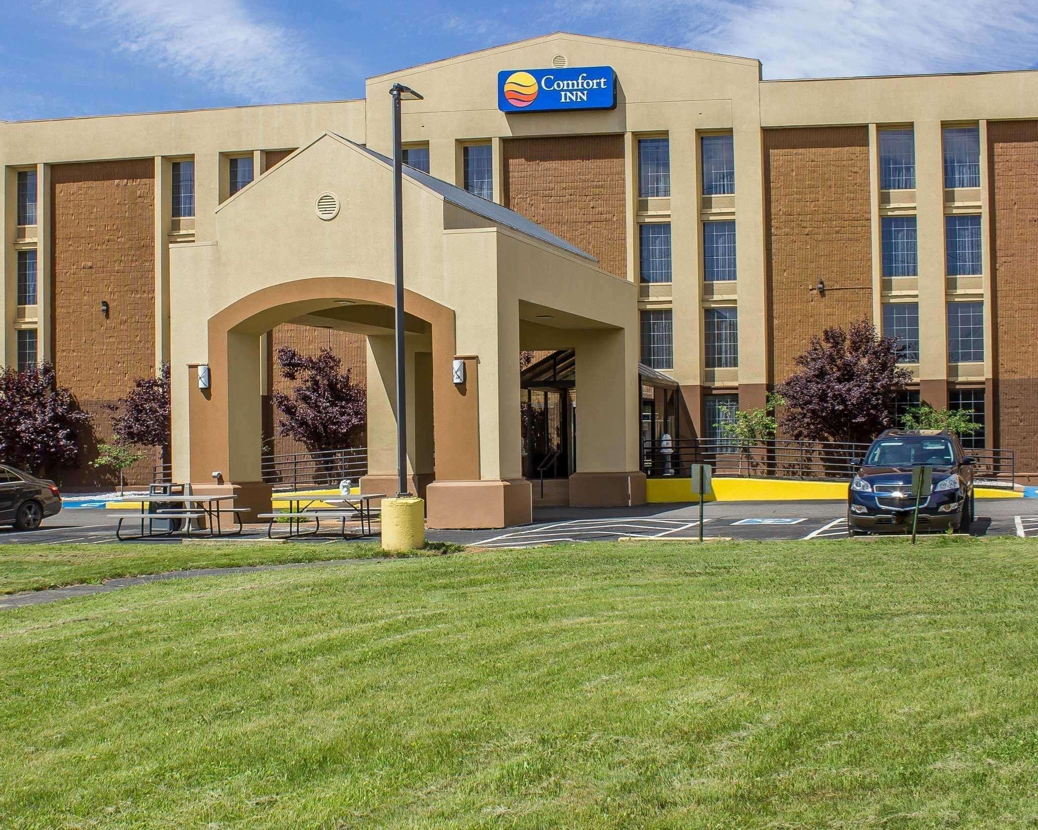 Comfort Inn Wethersfield - Hartford Exteriör bild