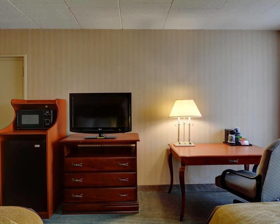 Comfort Inn Wethersfield - Hartford Exteriör bild